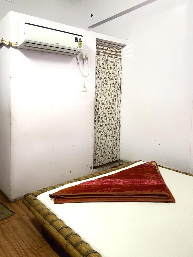 Shri Guest House Varanasi Dış mekan fotoğraf