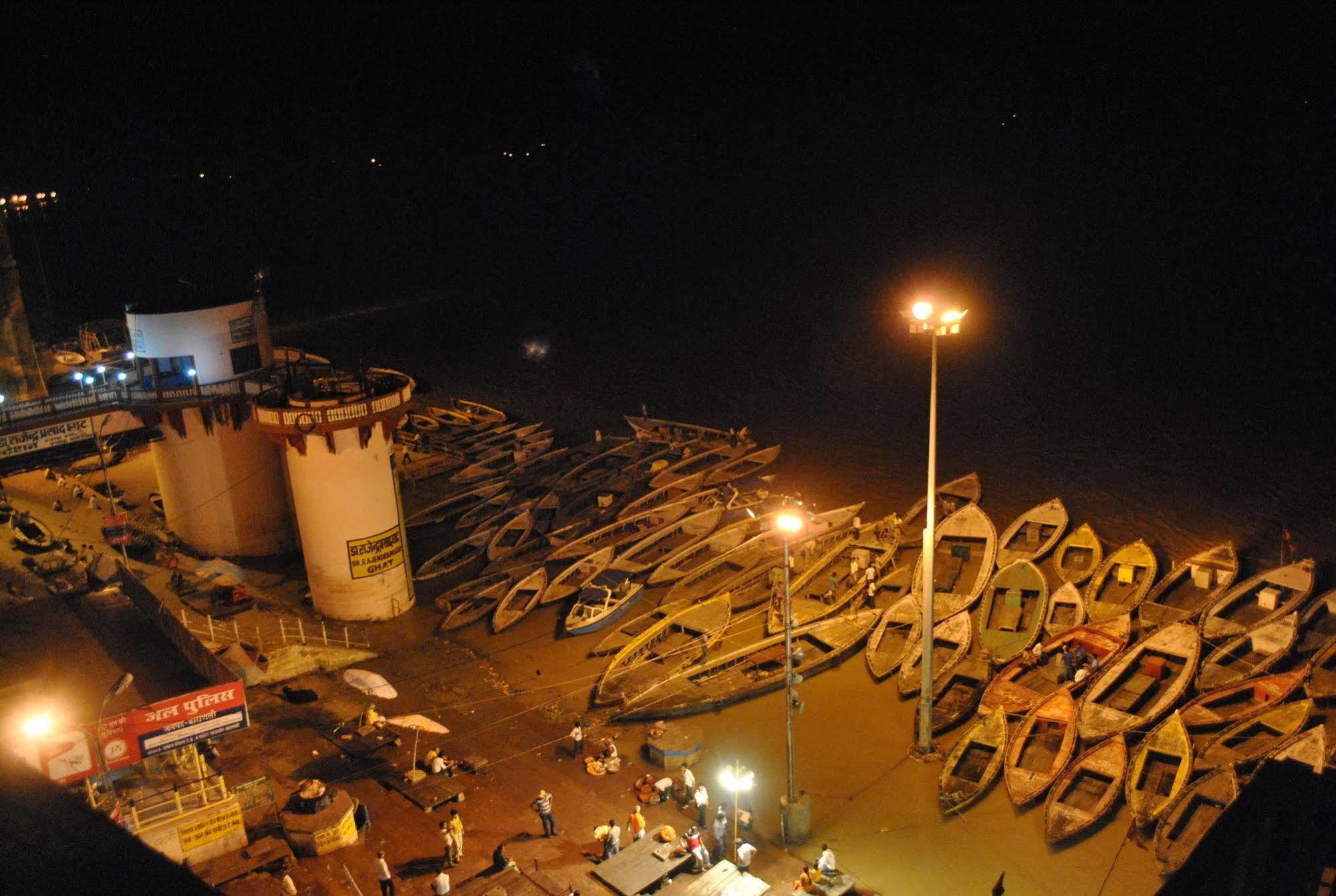 Shri Guest House Varanasi Dış mekan fotoğraf