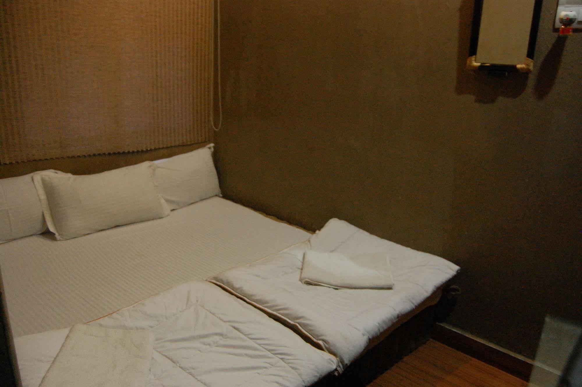 Shri Guest House Varanasi Dış mekan fotoğraf